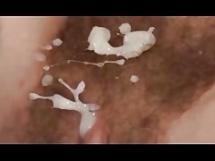 ママ s 大きな厚いブッシュにザーメン異人種間