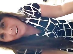 彼女が身に着けているそれも 7